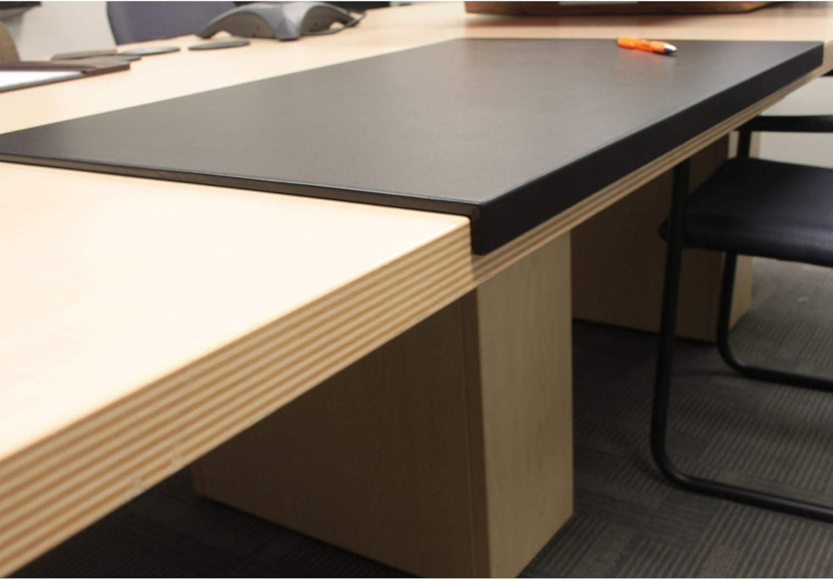 Black Desk Pad B29502