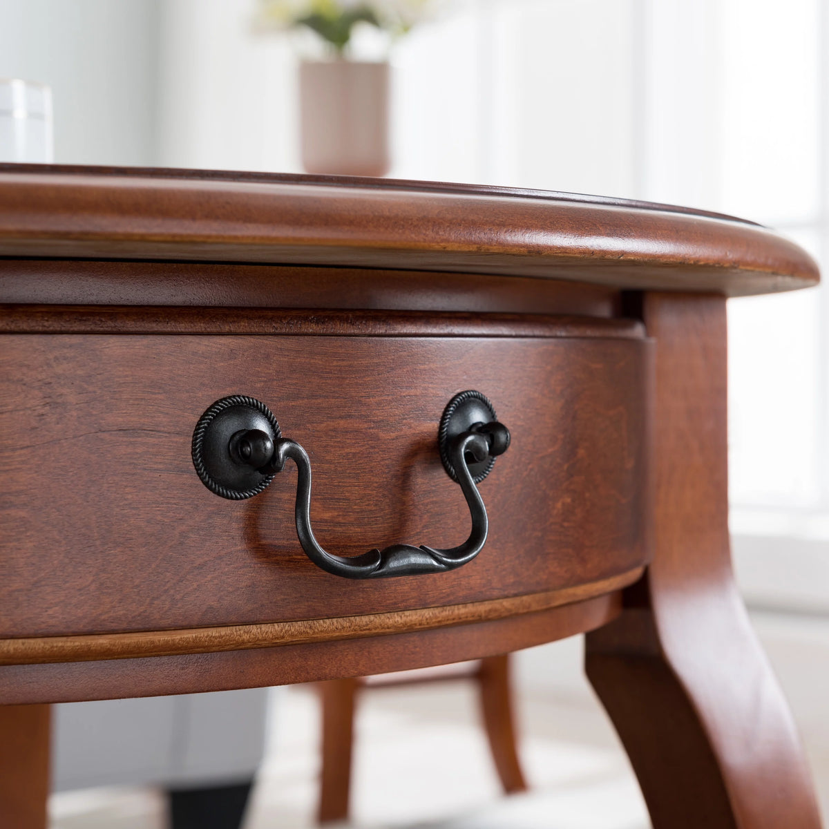 Round Coffee Table in Brown Cherry H203