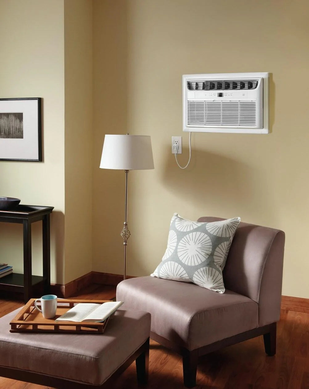12,000 BTU Built-In Room Air Conditioner D95660