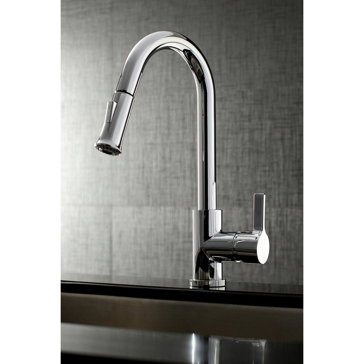 Single-Handle Pull-Down Kitchen Faucet, Matte Black G5760